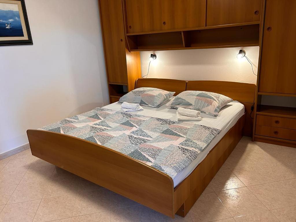 Apartment Near The Sea 650 Rabac Bagian luar foto