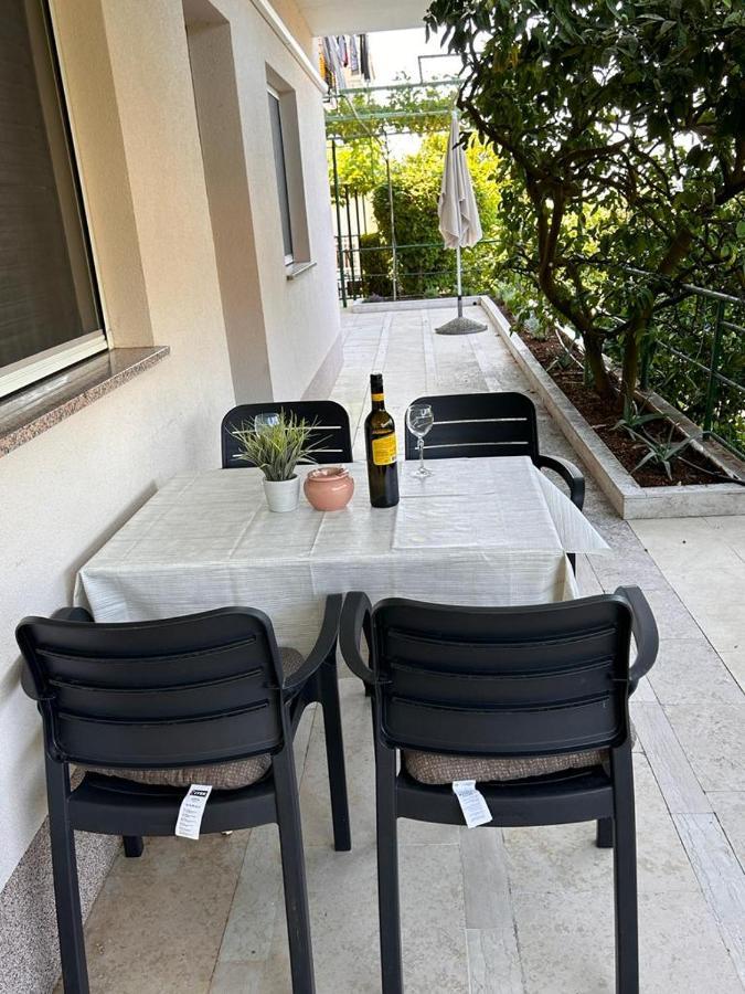 Apartment Near The Sea 650 Rabac Bagian luar foto