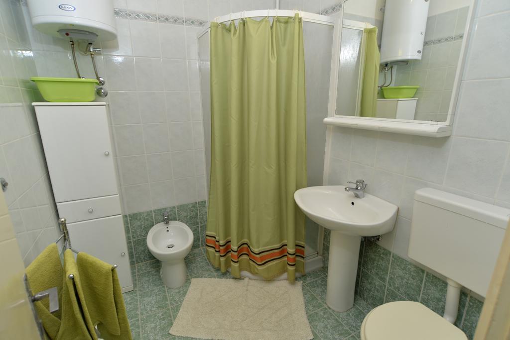 Apartment Near The Sea 650 Rabac Bagian luar foto