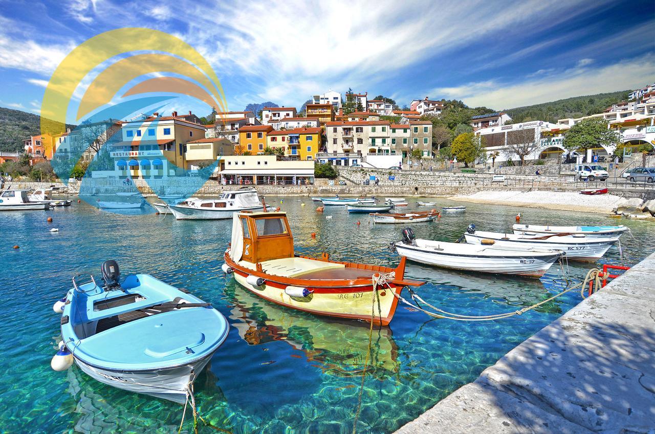 Apartment Near The Sea 650 Rabac Bagian luar foto